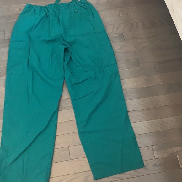 Cherokee Men’s Medium Green Scrub Pants - Picture 2 of 7